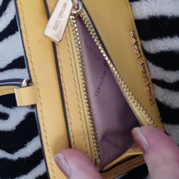 Michael Kors ID Holder with Card Slots - Picture 6 of 9